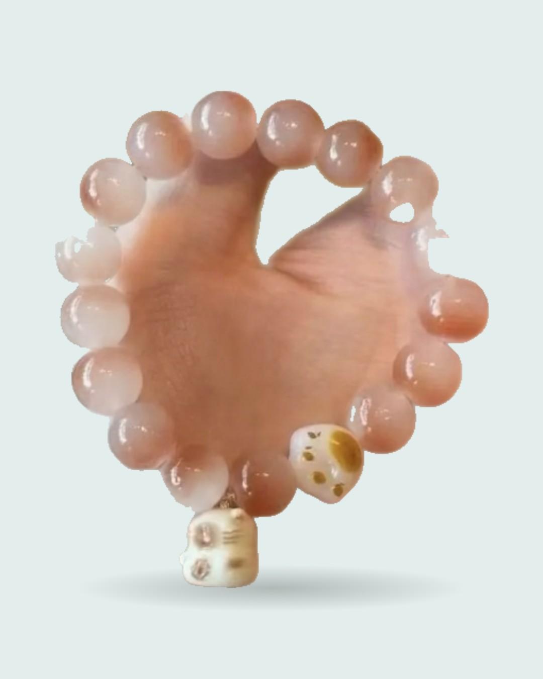 Pulsera de cuentas con gatito · pulsera de cuentas con gatito